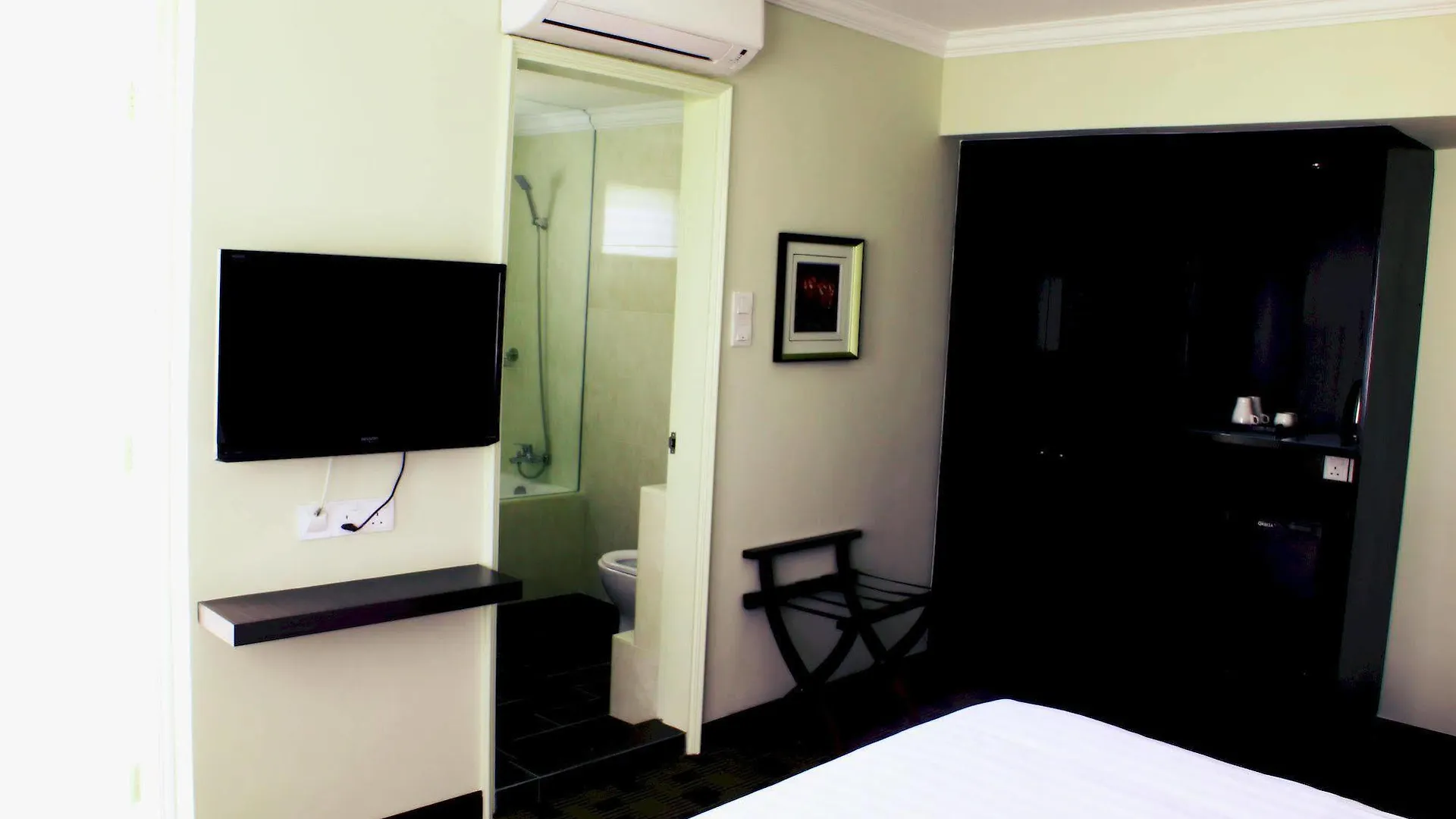 Merchant Hotel George Town